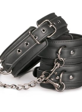 Kunstleren halsband met enkelboeien